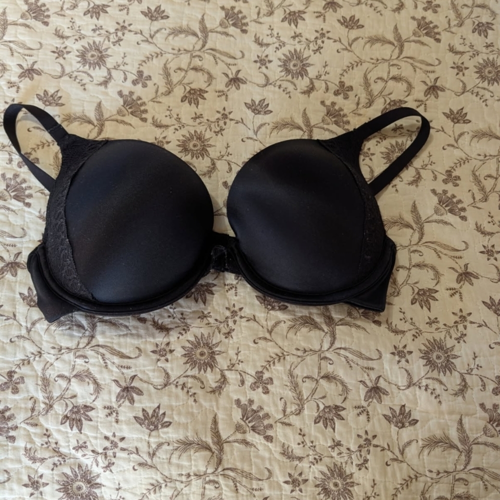 Black Padded Underwire Bra - Women Intimates
